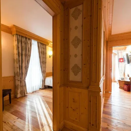 Hotel Cristal Palace 4*