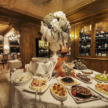 Cristal Palace Hotel