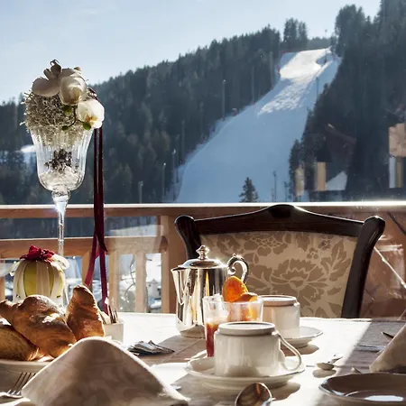 Hotel Cristal Palace 4*